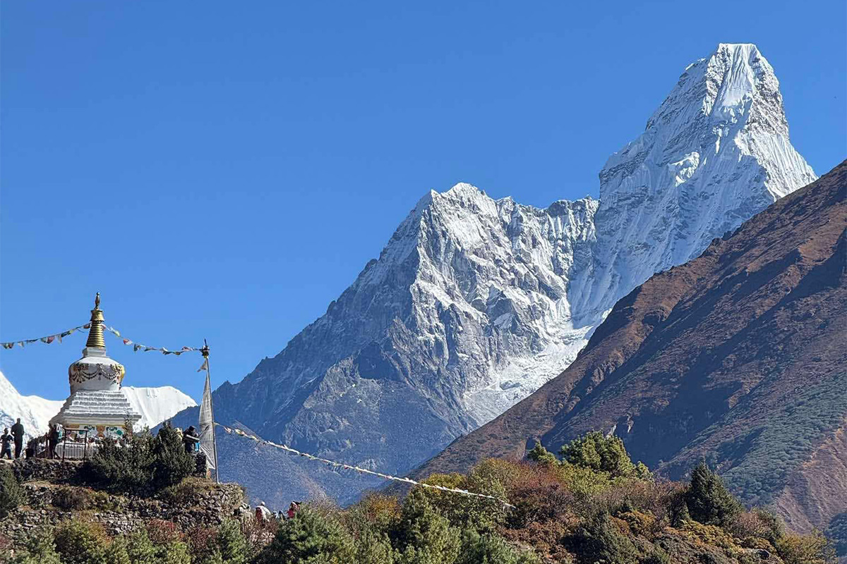 Deboche Village